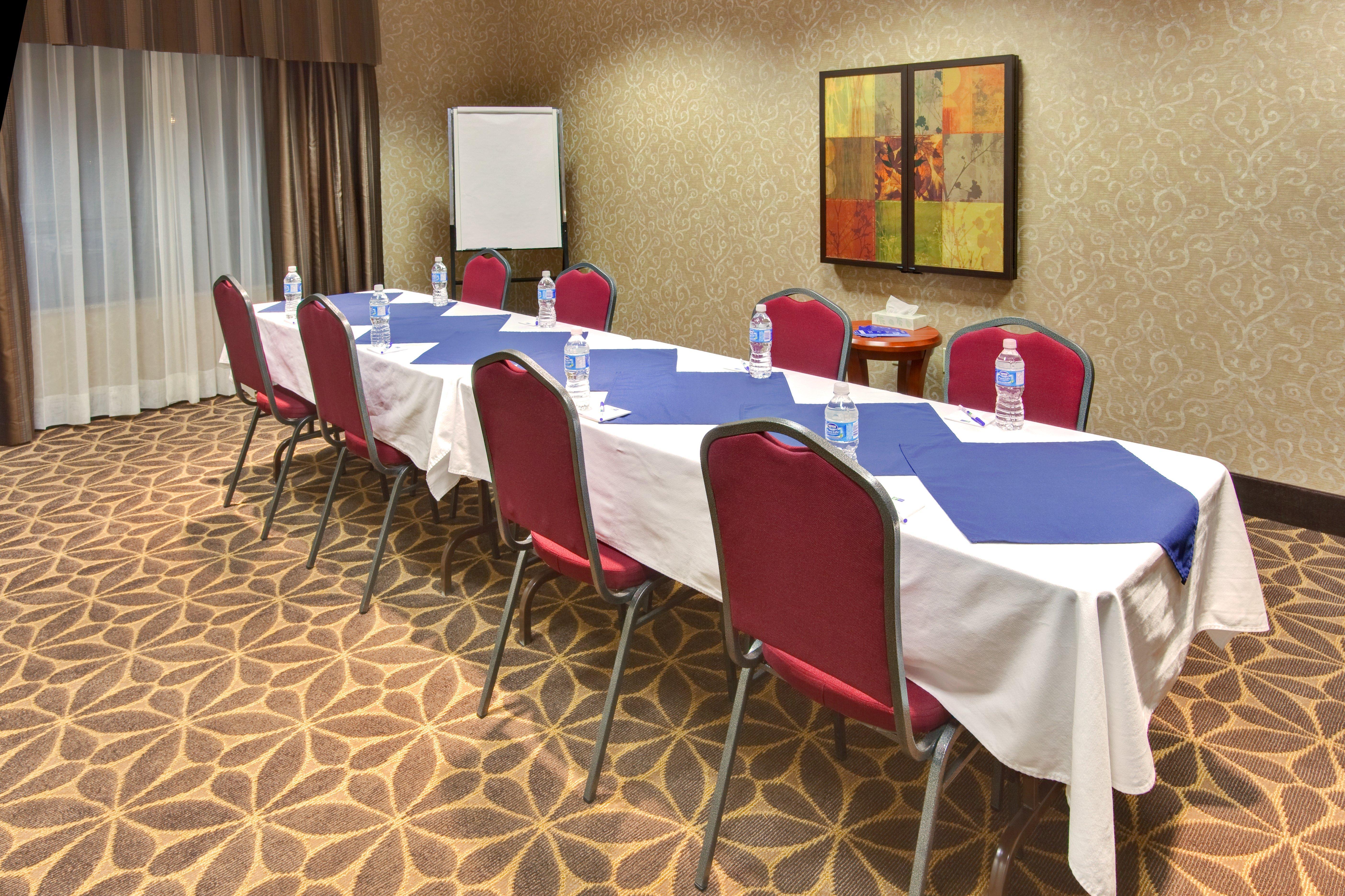 Holiday Inn Express Hotel & Suites Brockville By Ihg Eksteriør bilde
