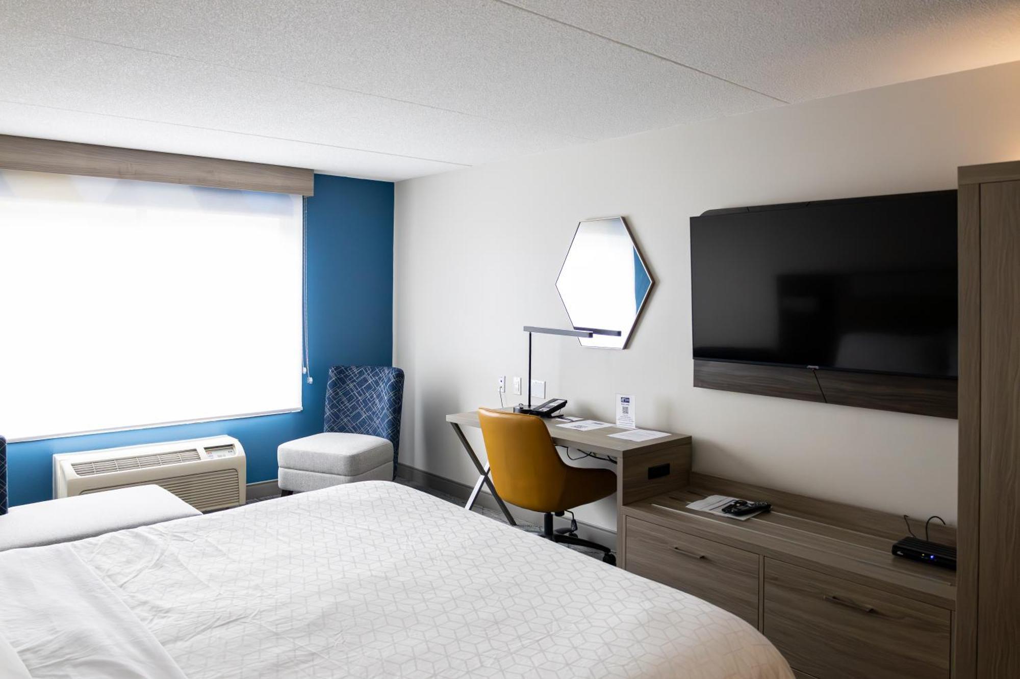 Holiday Inn Express Hotel & Suites Brockville By Ihg Eksteriør bilde