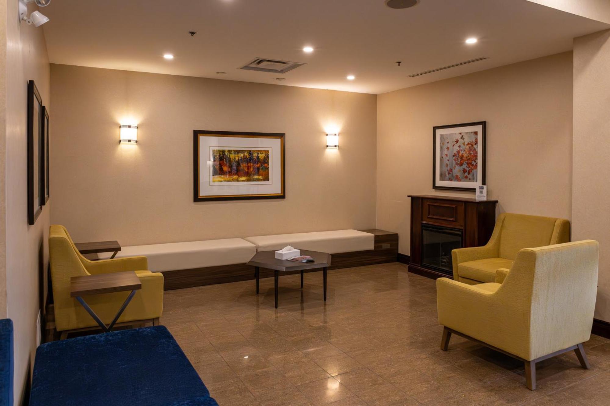 Holiday Inn Express Hotel & Suites Brockville By Ihg Eksteriør bilde