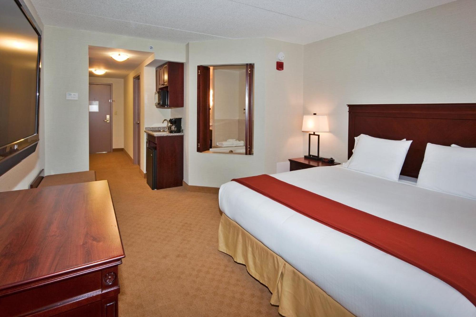 Holiday Inn Express Hotel & Suites Brockville By Ihg Eksteriør bilde