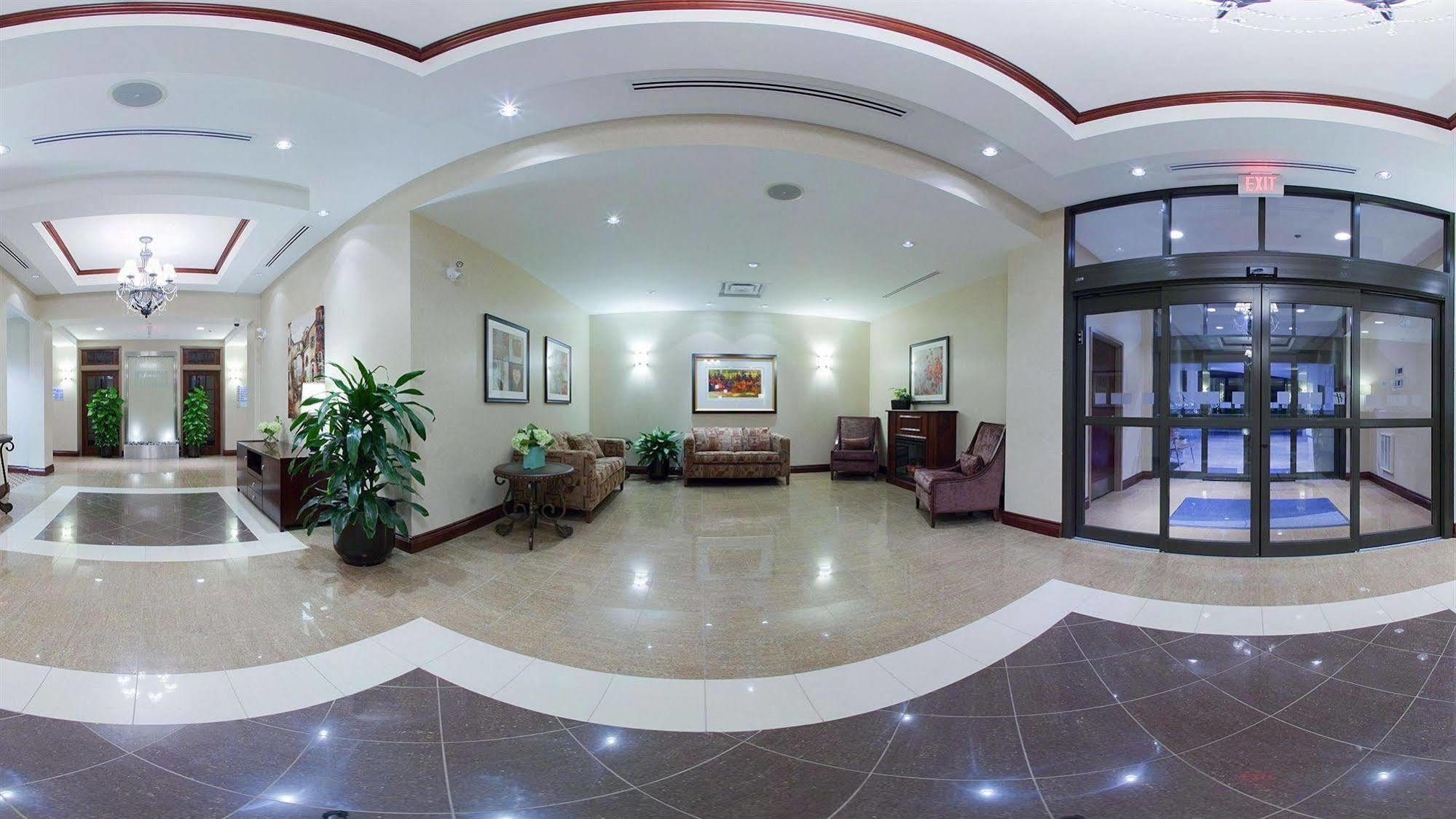 Holiday Inn Express Hotel & Suites Brockville By Ihg Eksteriør bilde